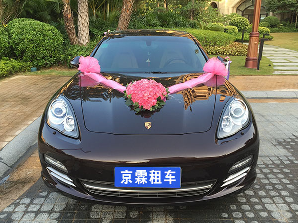 保時(shí)捷 帕拉梅拉 婚禮花車(chē)
